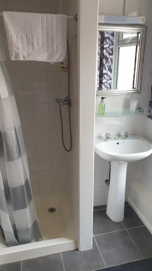 Hotel242 Blackpool Bagian luar foto